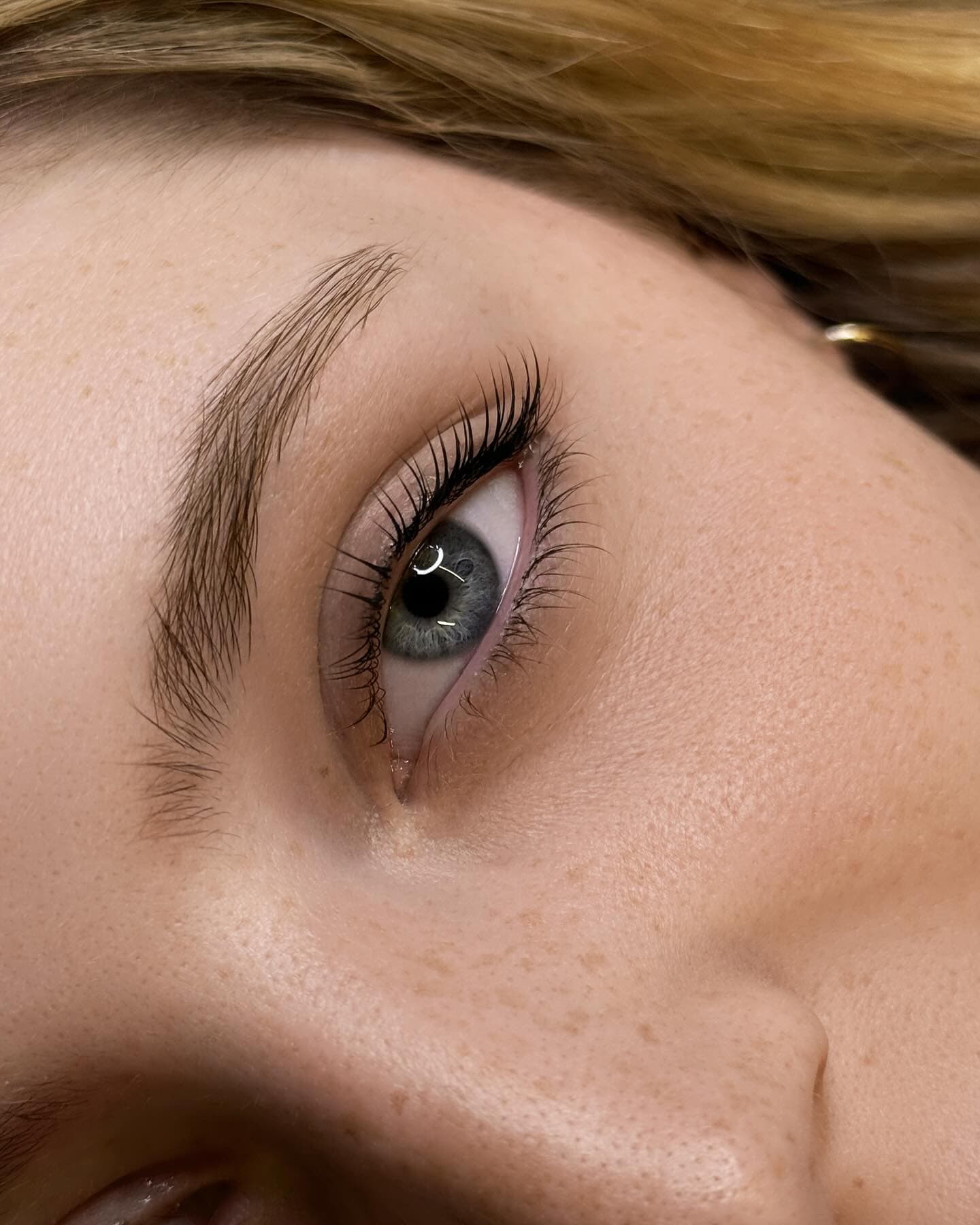 lashes — lashes 04