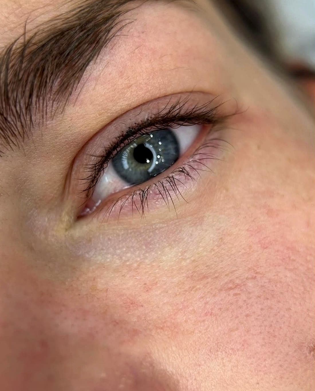 Semi-Permanent Eyeliner — example 1